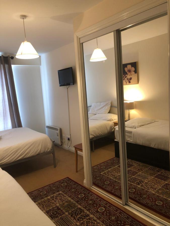 Wallace Hide Out Glasgow Eksteriør bilde
